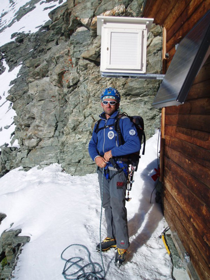7088 alla Solvayhutte...4003m