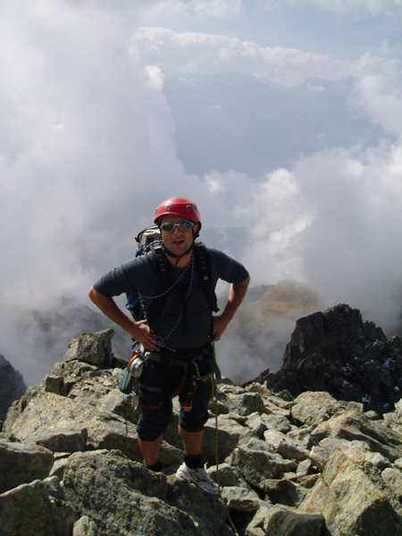 g In cima