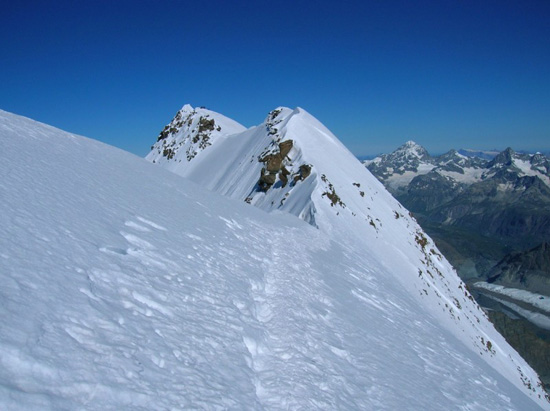6883 guardando verso la cima Occidentale