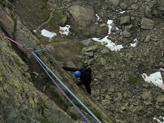 6833 primi tiri della cresta est...già bagnati