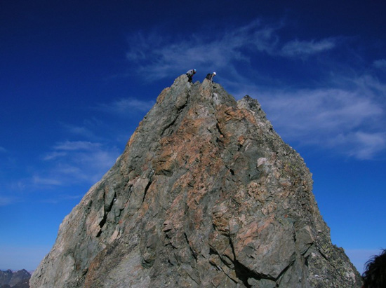 7015 la cima rocciosa di Roche Faurio