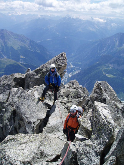 05_Sulla cresta delle Aig-. Marbreè