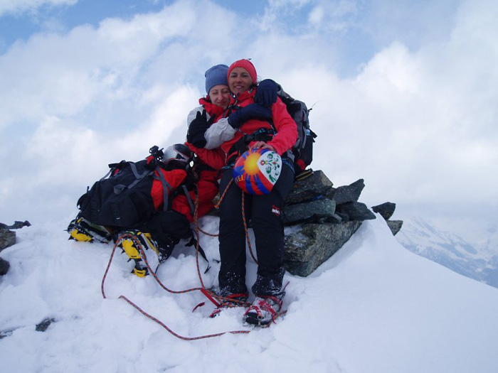 q Silvietta e Alessandra in cima all'Orsiera