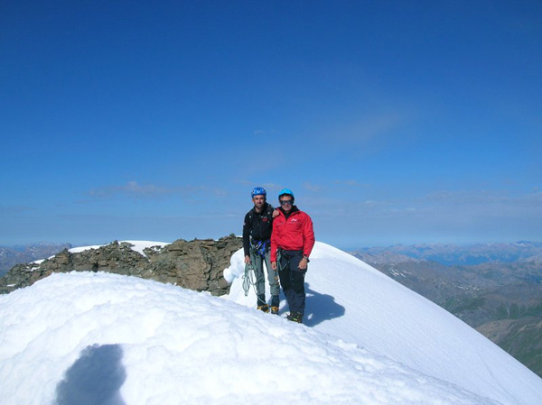 h e in cima al Monviso 3841m.