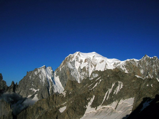 7139 il Monte Bianco visto dal rifugio Torino