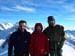 O- Anna, Roby e Muyo in cima